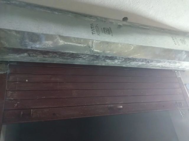 MS Manual Rolling Shutter Material MS Operating Type Manual Control Components Key Switch Country of Origin Made in - Image 4