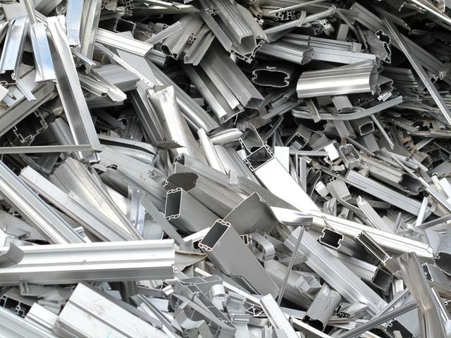 Steel scrap in large quantities available at discounted rates for scrap yards and recycling plants - Image 4