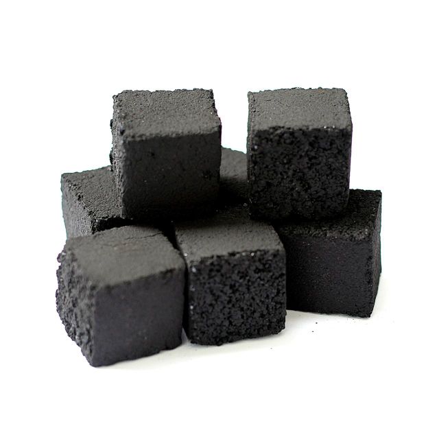 Smokeless Burning BBQ Hardwood Charcoal With Hardwood Origin For Grill Professionals And Wholesale Supply - Image 1