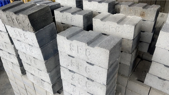 Fly Ash Bricks Finish Smooth Strength Superior Durability Durable Size 9 × 4.5 × 3 Inches Material Fly Ash And Cement Eco Friendliness - Image 5