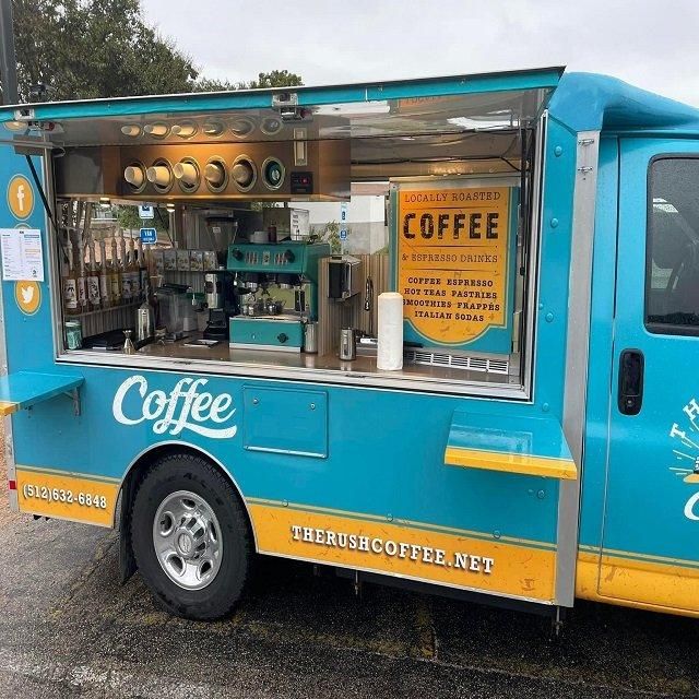 Luxury Mobile Cafe Vehicle Perfect For Coffee And Beverage Business Clean Interior Smooth Operation Competitive Price - Image 3