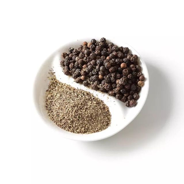 black pepper powder for food processing industry high quality finely ground spice with consistent texture strong aroma and reliable performance for snacks sauces and packaged foods - Image 3