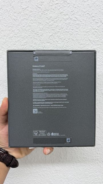 Samsung Galaxy Z Fold7 SM-F966U (Smart Verizon) 512GB Jetblack - New Sealed - Image 2