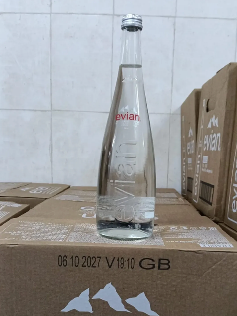 PREMIUM HYDRATION WITH EVIAN NATURAL MINERAL WATER 330ml, 500ml & 1L FRENCH ALPS REFRESHING EVIAN DRINKING WATER SALE - Image 4