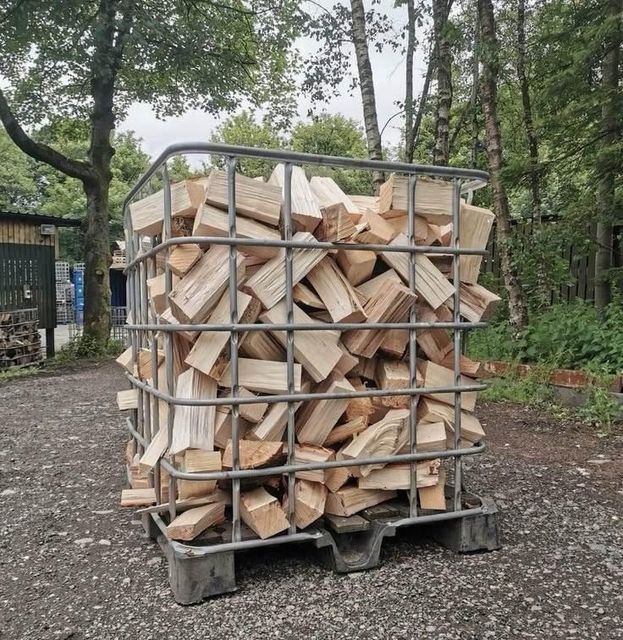 Kiln Dried Fuel Material Featuring Oak Firewood Logs With Long Burning Performance And Secure Packing - Image 3