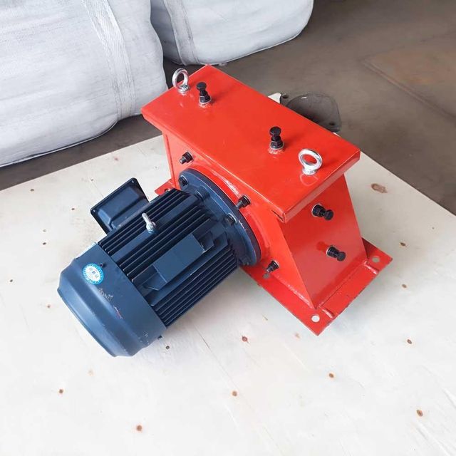 Shot Blasting Machine Wheels to Poland / 4kw / 70kg/min - Image 2