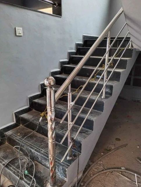 Steel Railing Profiles 304 Stainless Steel Pipe Railing Rail Height 900 mm Handrail Profile ...