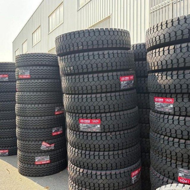 Wholesale Cheap Price New Commercial Truck Tires Radial Tubeless 11R22.5 1 Year Warranty High Quality - Image 1