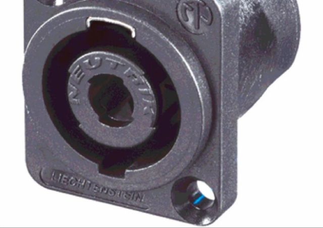 SpeakON Chassis Connectors Brand Neutrik Material Brass Packaging Type Box Panel Mount Front and Rear Differential Pressure 30 cm3/s at 10 - Image 1