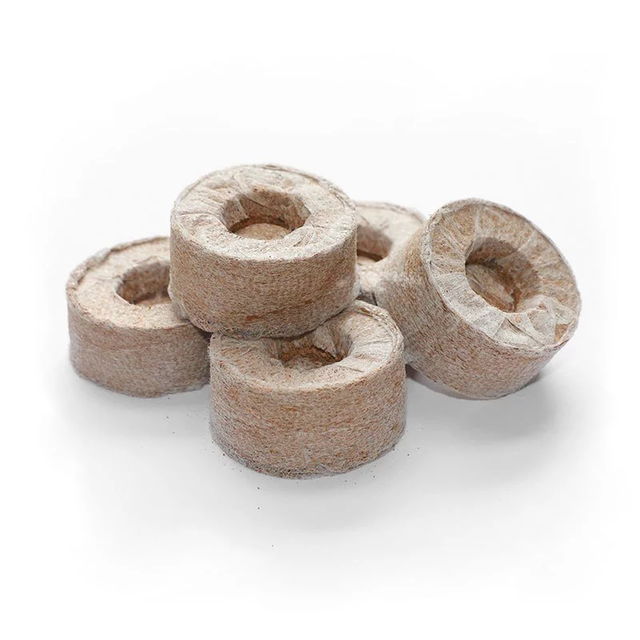 EcoGrow Coconut Pellets - Organic Seed Starters Shape Round Packaging Carton Box Max. Moisture (%) 15 Material Coconut - Image 1