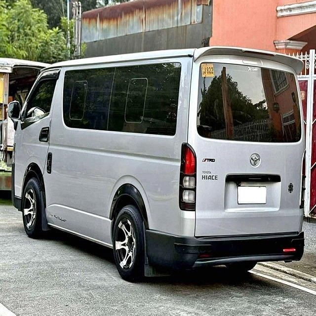 Exclusive Toyota Hiace No Accident History Fairly Used Van Best Budget Price Original Documents Ready Left Hand Drive - Image 4