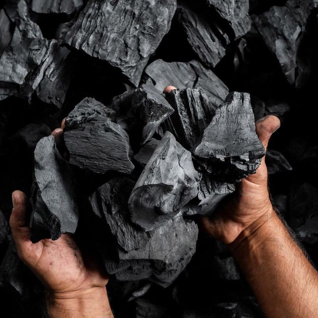 Premium Lump Charcoal with Long Burning and High Heat Output - Image 1