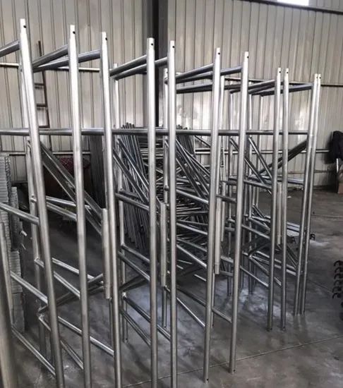 Versatile Lightweight Mobile Scaffolding for Heavy Load Support - Image 3