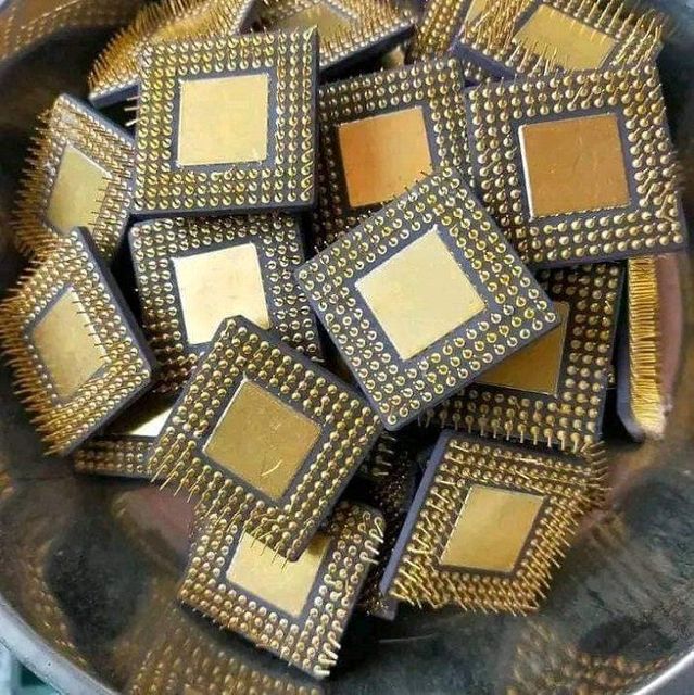 Cpu Ceramic Processor Scrap with Gold Pins/Scrap Cpu /Scrap Gold Ram Processor CPU Ceramic Scrap For Sale - Image 1