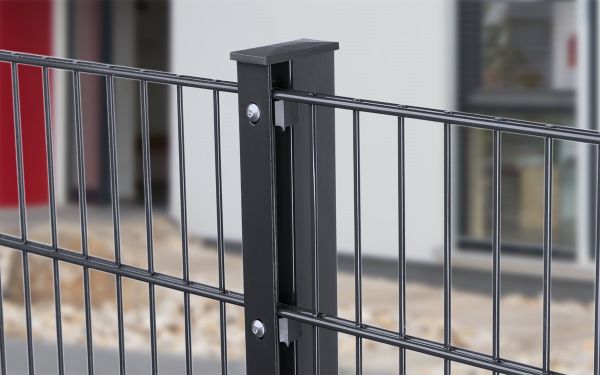 2D - 3D Fence Posts - Image 2