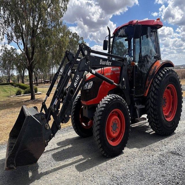 Used Kubota M8540 Wheel Tractor 4WD 70HP High Performance Agricultural Engine Durable Gear Premium Quality - Image 3