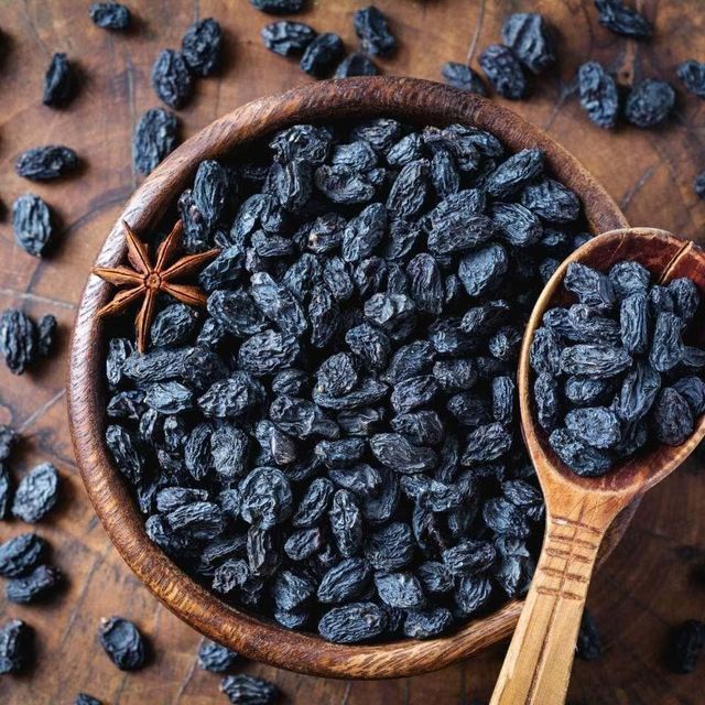 Paras Organic Unpolished Black Raisins 100% Pure Packaged Dry Storage Natural Dried Fruit for Bakery Confectionery - Image 3
