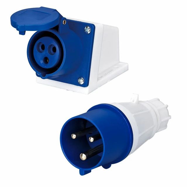 Industrial 16 Amp Plugs IP Rating 44 MCB Protected Yes Current Rating 16A Ampere Rating 16 Amp Interlock Facility Yes Safety Feature Secure Locking - Image 1