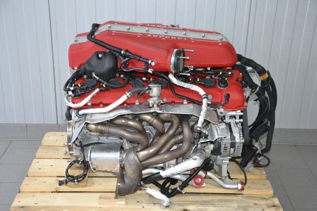 Ferrari FF F151 V12 Engine 6.3L F140 659HP 485KW Gasoline Ferrari Engine - Image 1