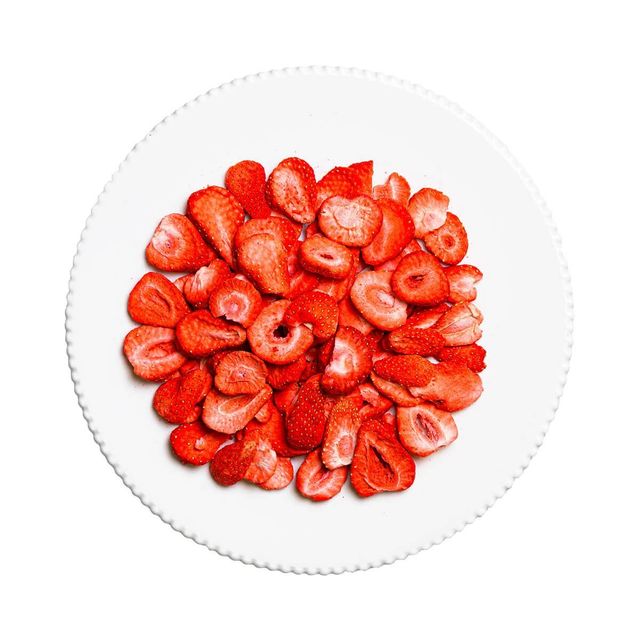 100% Pure Dried Strawberries Delicious And Juicy Strawberries Preserved Naturally Without Artificial Additives - Image 5