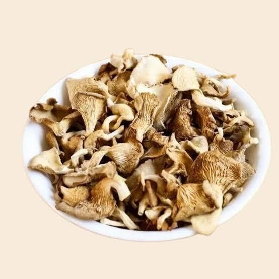 Premium Export Quality Oyster Mushroom Powder and Naturally Dried Mushroom Products - Image 1