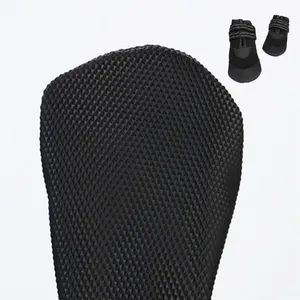 Winter Waterproof Rainshoes Warm Pet Foot Shoes Set MOQ 500PCS Packing Mesh Bag Sample Avaliable Trademark Queenhe Model NO. - Image 4