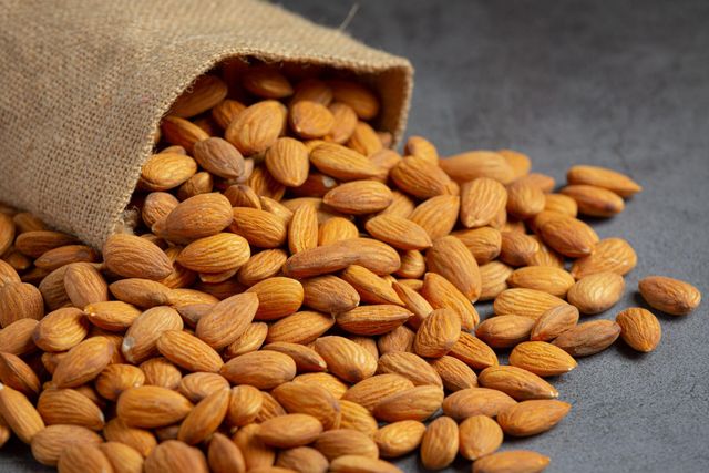 Quality Walnuts ,Cashew Nuts , and Almond nuts Features Organic Origin European Continent, European Union Product Type Beverages, Cereals & Cereal Products, Fruits & Vegetables, Nuts - Image 1