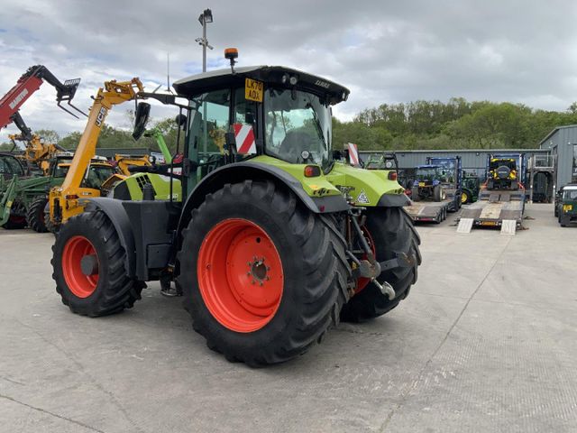 Claas 650 Arion Tractor (ST25367) - Image 4