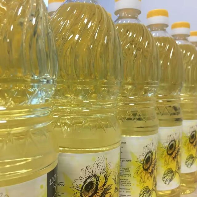 High Quality Refined Sunflower Oil For Wholesale Buyers And Food Industry Reliable Sunflower Oil With Light Color And Clean Taste - Image 4