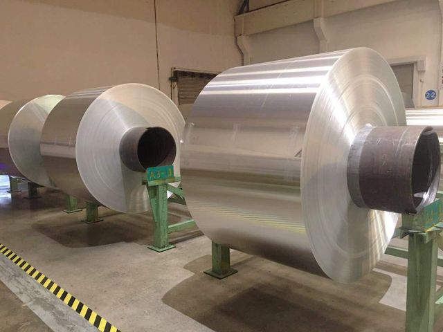 Aluminium Foils Jumbo Rolls Length C Width 100-1650mm Thickness 20 Micron (0.02mm) Production Method Natural, Synthetic Flavour Chocolate, Fruity, Mint, Neutral, - Image 4