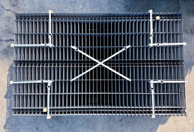 3D Panel Fence - Image 3
