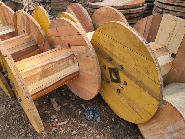 Wire Spool Size Custom Weight 20 kg Brand Custom Diameter 1 mm Material Wood Wire Type Any Thickness 10 mm Spool Type - Image 2