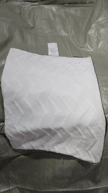 stocklot home textiles - Image 4
