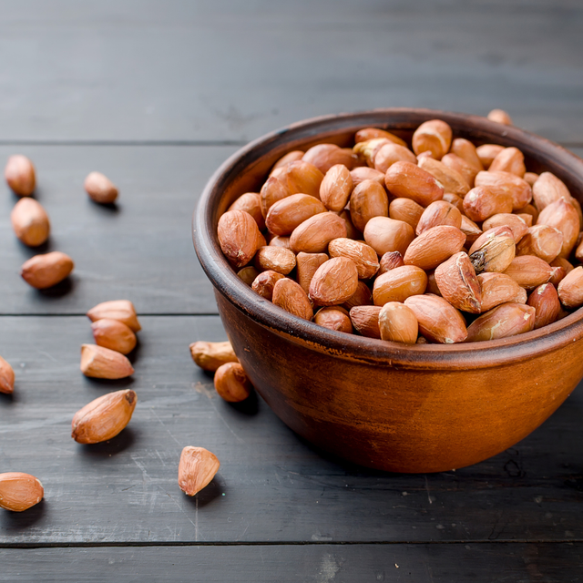 Superior Quality Raw Peanuts Kernels with Red Skin Crispy & Fresh Dried Style Squirrel Peanuts in Bulk - Image 5