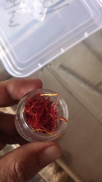 Kashmiri Mongra Saffron - Image 1