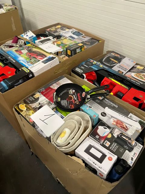 Discount Price Smartwatch Liquidation Pallets Ready For Bulk Purchase - Image 5