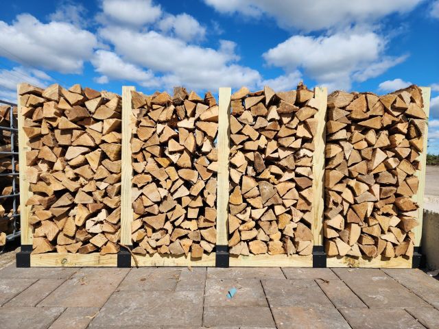 Fast Delivery available on mixed hardwood firewood including oak and beech logs with durable mangrove wood offering powerful heat output and steady burning for fireplaces stoves and outdoor cooking - Image 4
