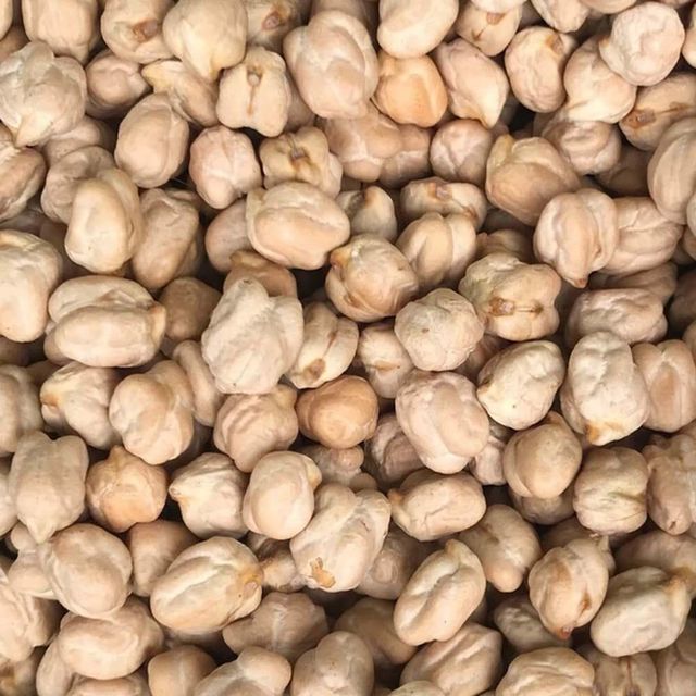 Kabuli/ Desi Chickpeas- For Hummus, Snacks & Canning Grade AA Texture Firm Form Whole Beans Color Bright Beige Moisture Content Low - Image 4