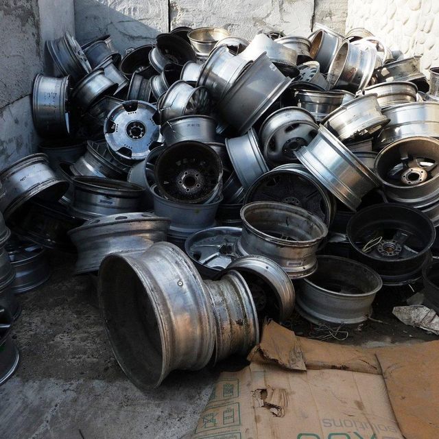 Clean Sorted Aluminum Wheel Scrap With Low Contamination Levels Ensuring Smooth Recycling Process For Wheel Scrap Buyers - Image 4