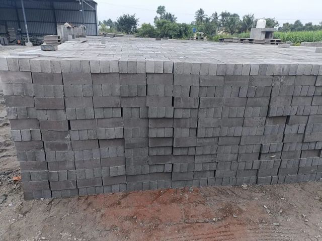 Fly Ash Bricks Color Grey Eco Friendly Yes Dimensions 9x4x3 Shape Rectangular Density 1895 kg/m3 Water Absorption 10% Size 9 in x 4 in x 3 - Image 4