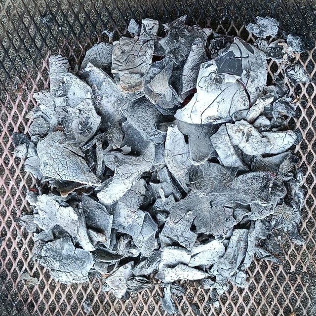 Premium Grade Coconut Shell Charcoal – product photo 3, product detail gallery