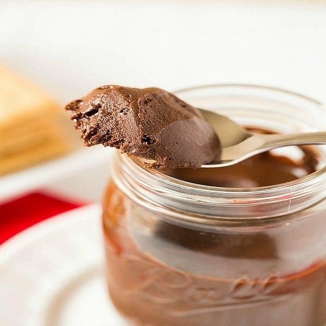 Wholesale Premium Nutellaa Sweet Chocolate Liquid Bulk Factory Sale Hazelnut Cocoa Spread - Image 1