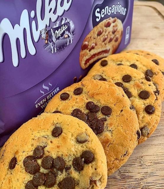 NEW EDITION Milka Sensations Cookies – Chocolate Filled Cookies 156g MILKA DELICIOUS CRUNCHY COOKIES SALE - Image 3
