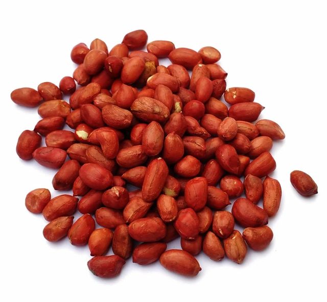 Premium Red Skin Peanuts 1kg Packaging 100% Pure Raw Dried Peanuts for Export Wholesale Snacks - Image 4