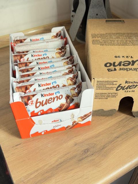 Fast Delivery Kinder Bueno Milk Chocolate Hazelnut Bars 20 Pack Wholesale Supply Fresh Crispy Chocolate Wafer - Image 4