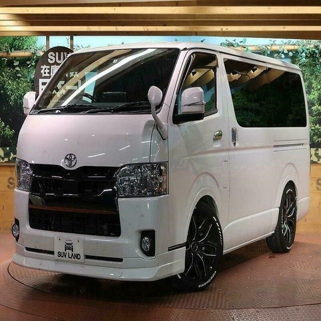 Value Toyota Hiace Fairly Used Excellent Condition Low Price High Value No Accident History Ready For Daily Business - Image 3
