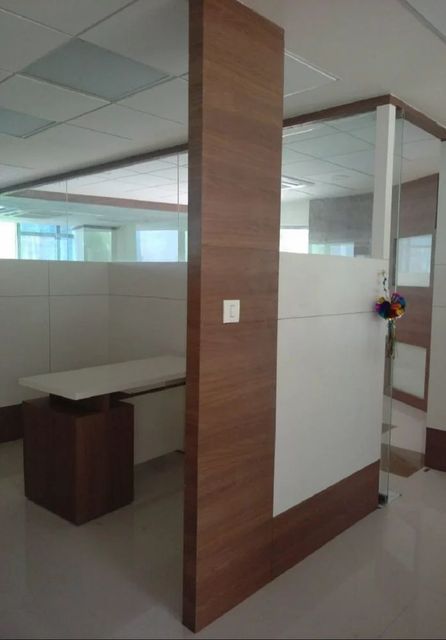 Modern Office Glass Partition, 12 mm Shape Flat Color Clear Material Wood Pattern Plain Thickness 12 mm Usage/Application - Image 1