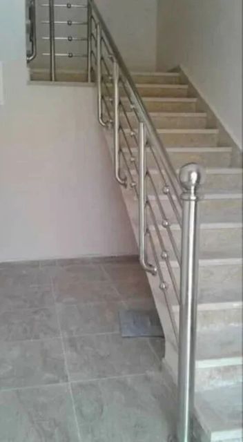 Ss Simple Railing, Mounting Type: Stairs Modern Yes Material SS Brand Fortune Position Stairs Color As per Need I Deal In New - Image 2