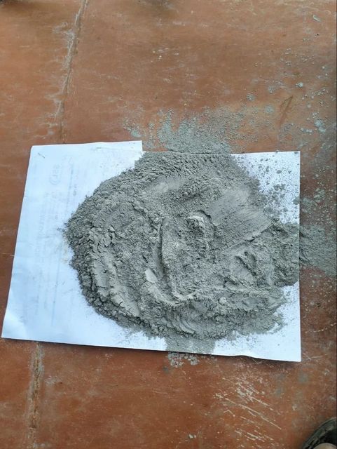 Dry Fly Ash Powder, Grade: Class C Color White Grade Class C State Powdered Packaging Size 50 kg Packaging Type Packet Texture Fine, - Image 1