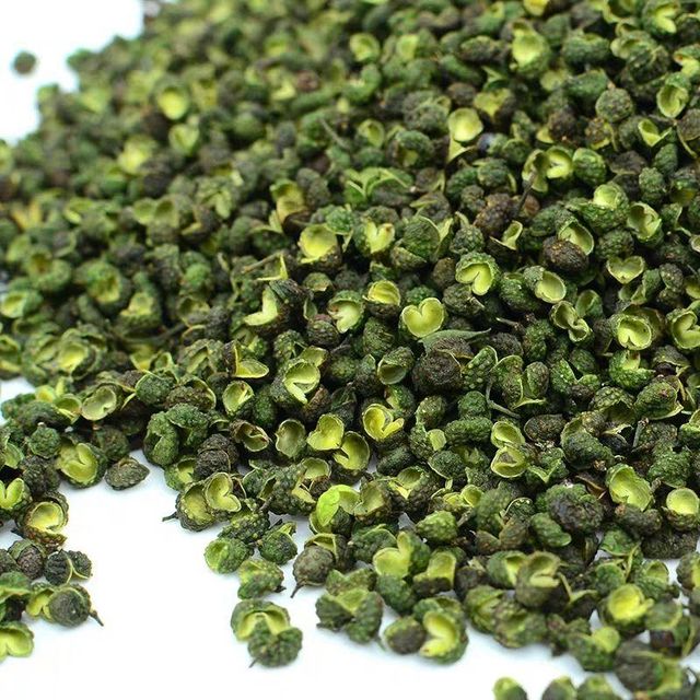 Whole Pepper Spice Origin Worldwide Form Cracked, Whole Delivery Form Sacks Features No Preservatives, Organic, Without Additives, Without Colourants, Without Flavor Enhancers - Image 3